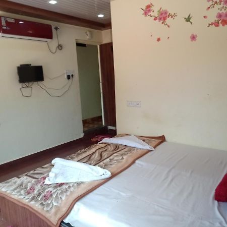New Natraj Hotel Chikhaldara Eksteriør billede